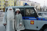 Полицейский Дед Мороз побывал в казанских семьях