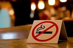 Казанские полицейские проверили, как соблюдается закон о запрете курения